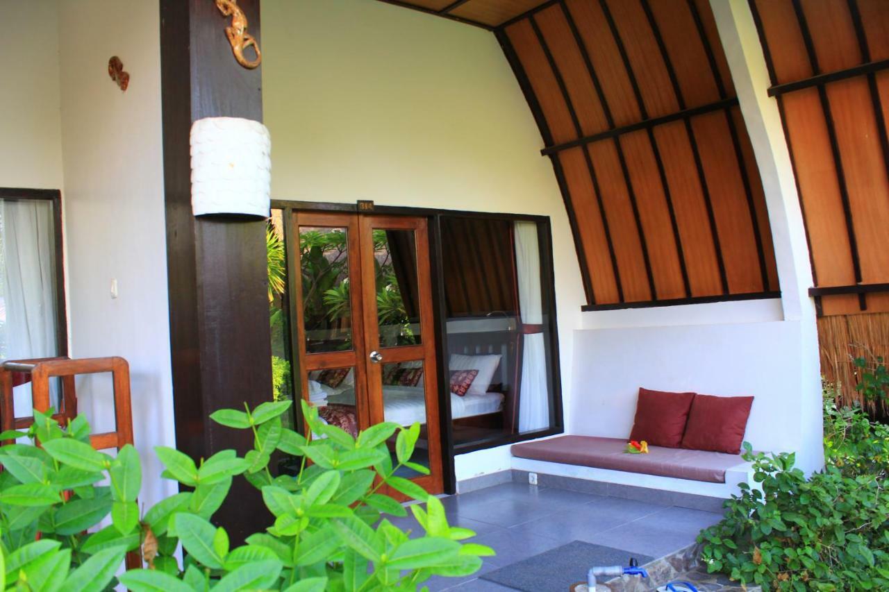 Turtle Beach Hotel Gili Air Exterior foto